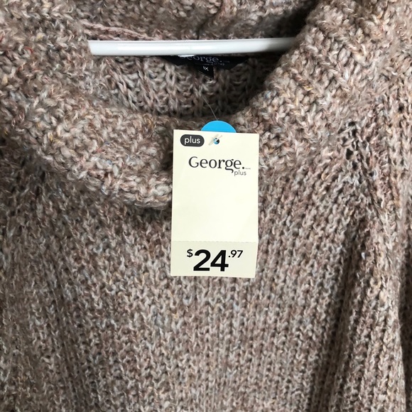 Crocheted Tunic Sweater - Picture 8 of 9